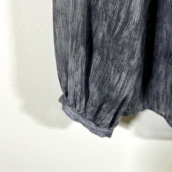 Knox Rose - Women's Size S - Grey Top Long Sleeve - Pleated Front - Picture 6 of 12